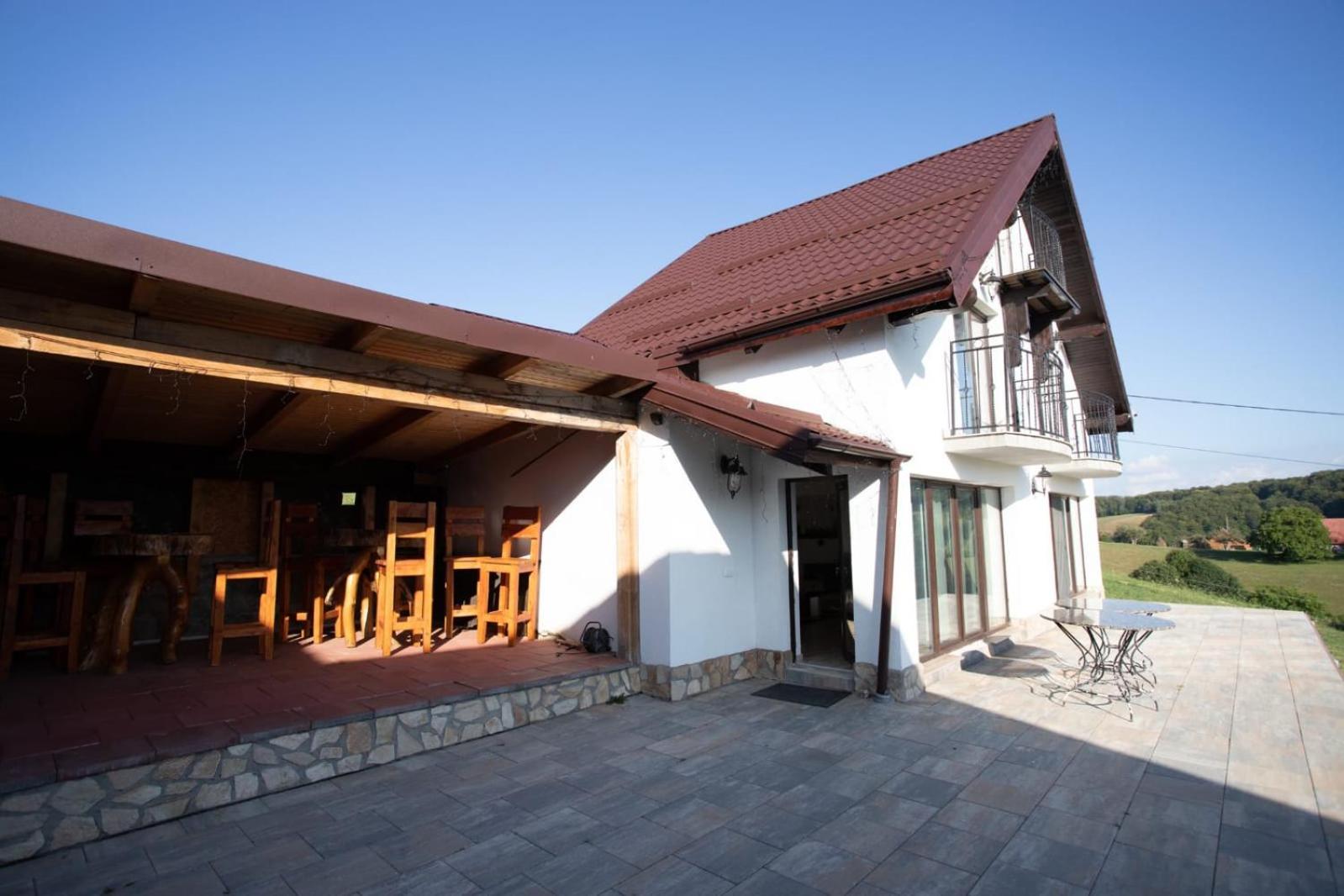 Casa Din Livada, Poiana Marului, Brasov Villa ภายนอก รูปภาพ