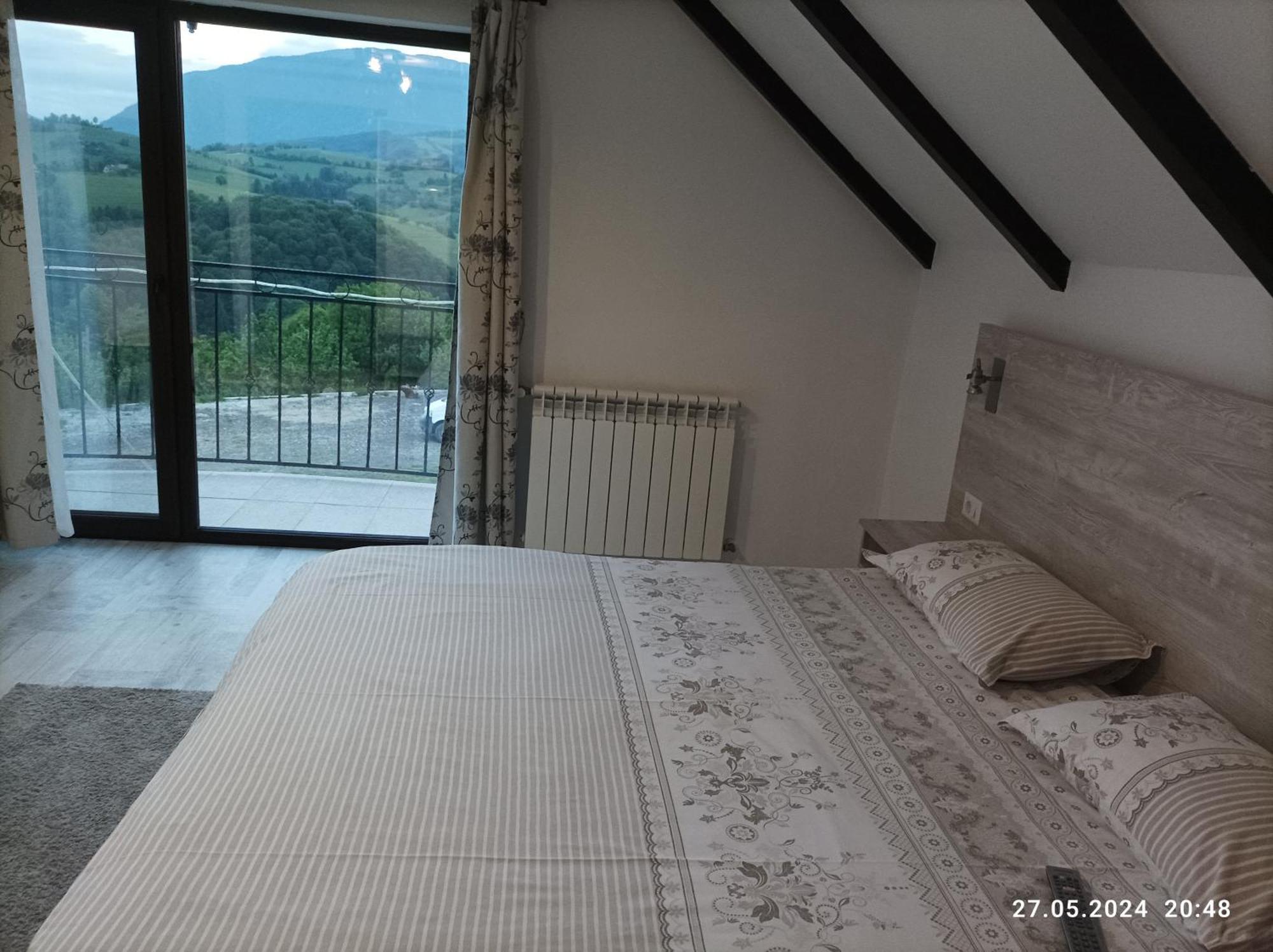 Casa Din Livada, Poiana Marului, Brasov Villa ภายนอก รูปภาพ